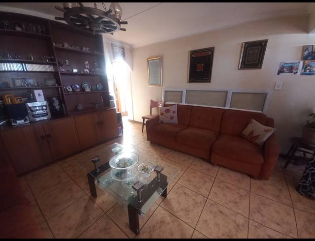 3 BEDROOM HOUSE FOR SALE IN PORTLANDS